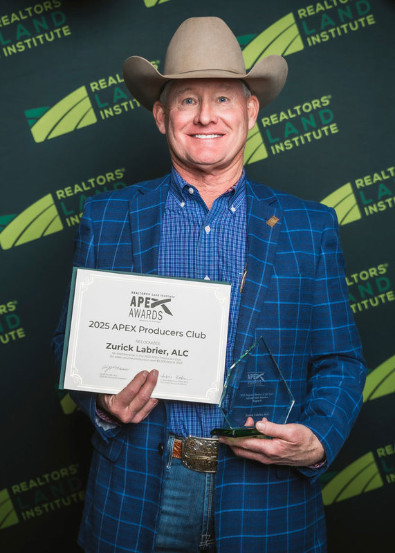 Zurick Labrier Named 2025 RLI Texas & Oklahoma Broker of the Year and Earns APEX Producers Club Honors